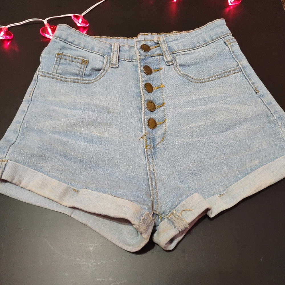 Light wash jean shorts, Size XS Women's, Romwe